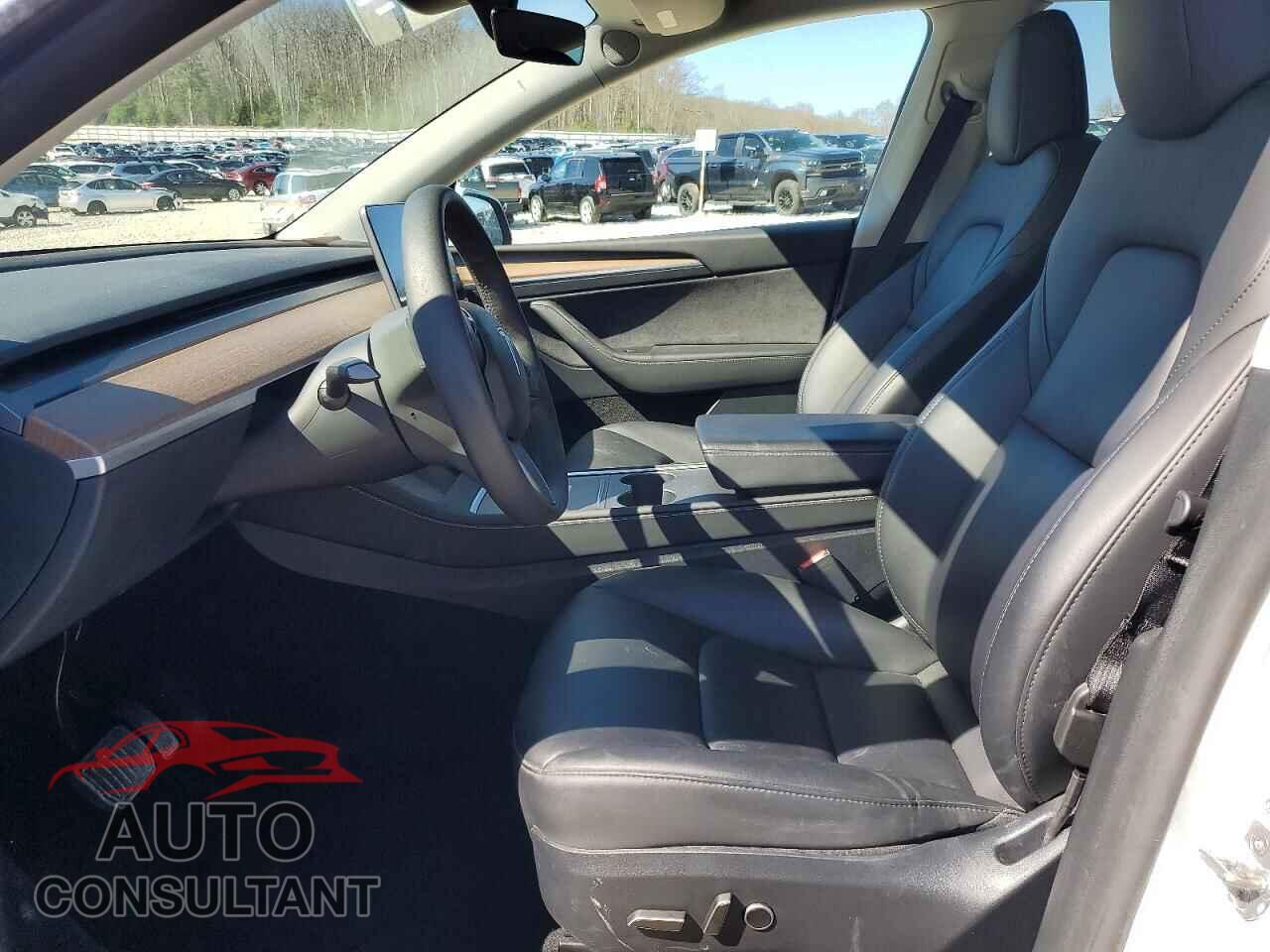TESLA MODEL Y 2024 - 7SAYGDED3RF087153