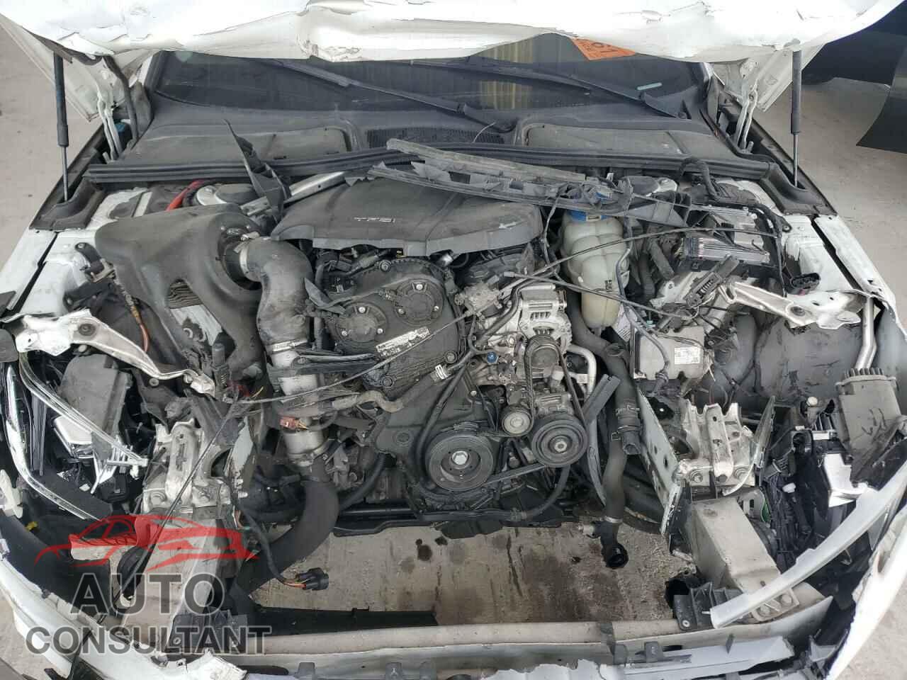AUDI A4 2018 - WAULMAF42JA028070