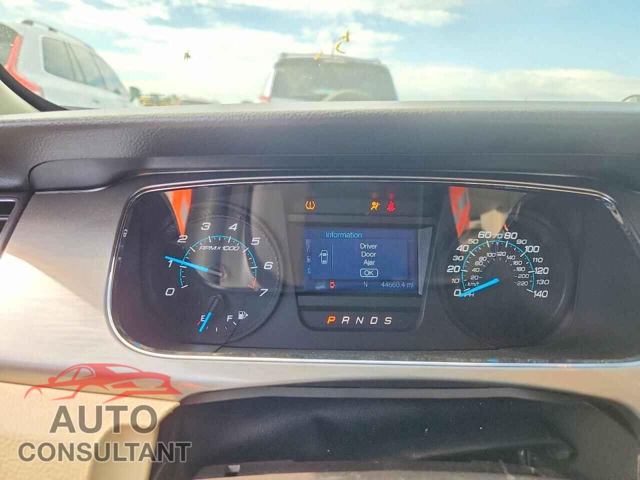 FORD TAURUS 2014 - 1FAHP2E82EG145781