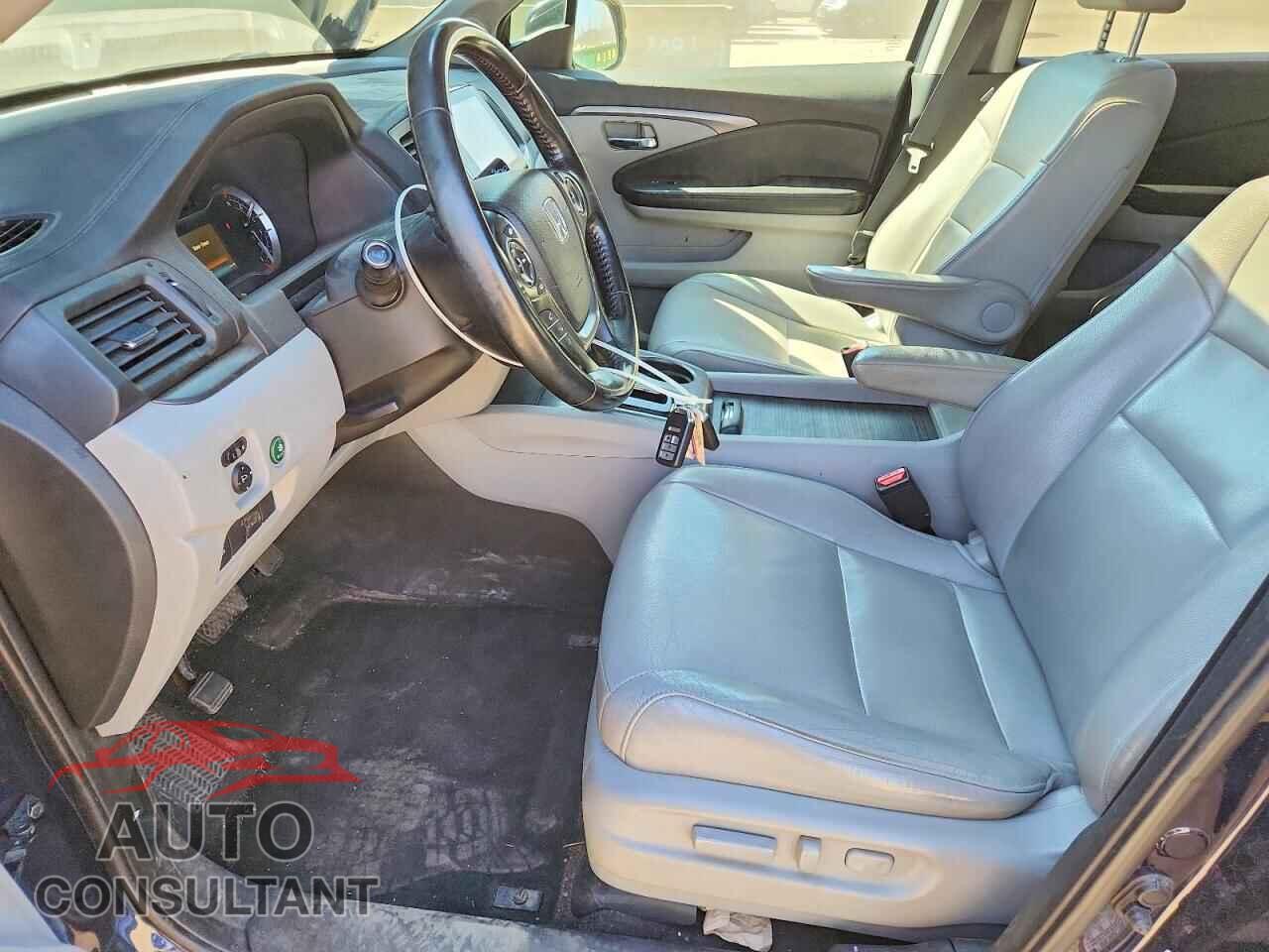 HONDA PILOT 2016 - 5FNYF5H72GB059921