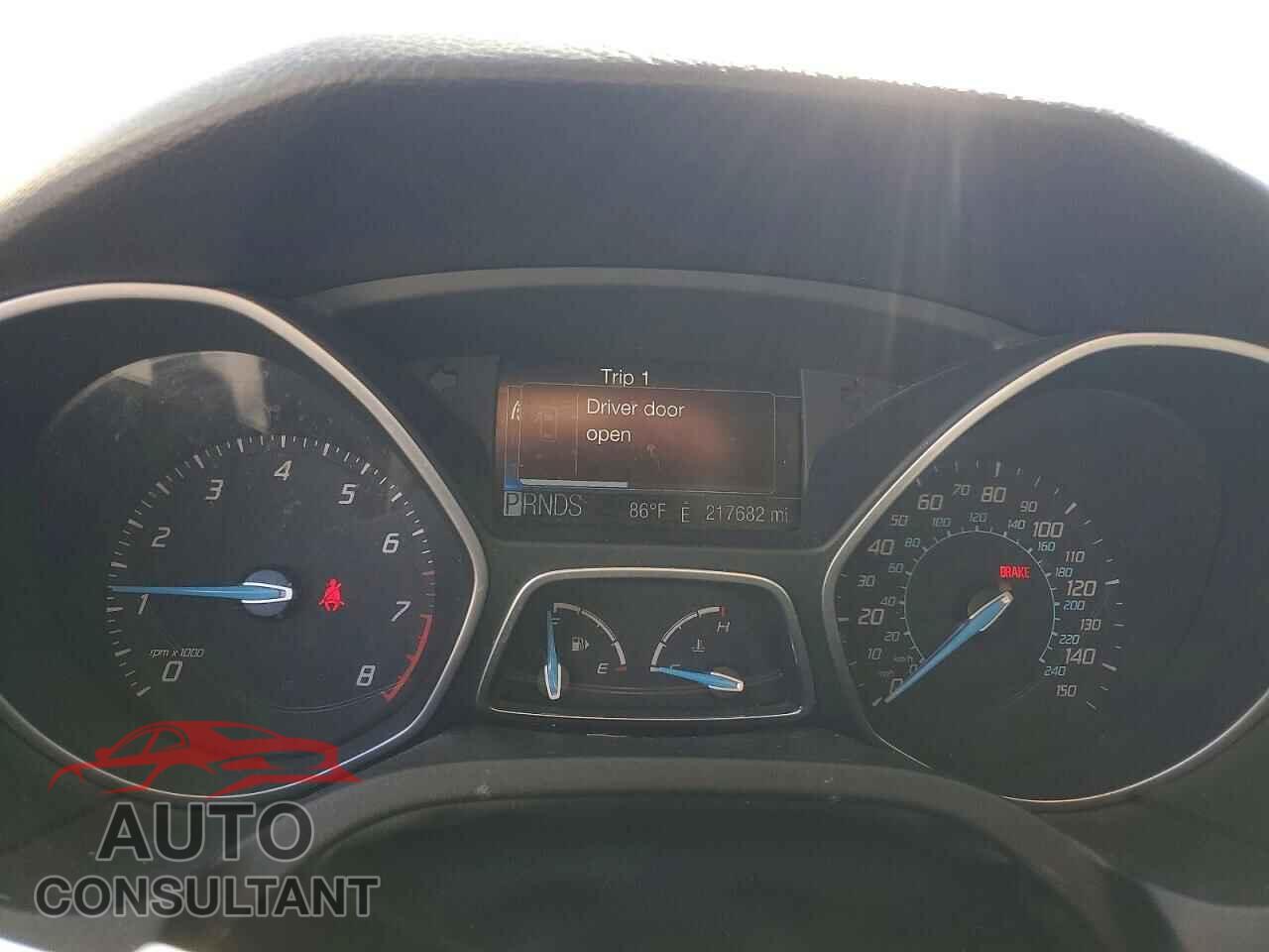 FORD FOCUS 2012 - 1FAHP3N26CL257926