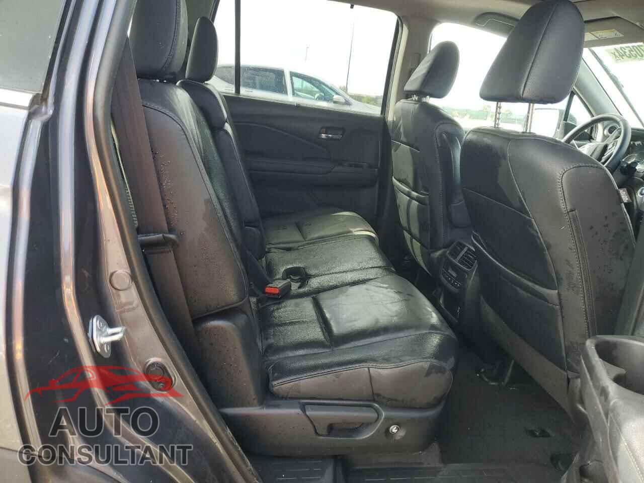 HONDA PILOT 2021 - 5FNYF5H23MB033683