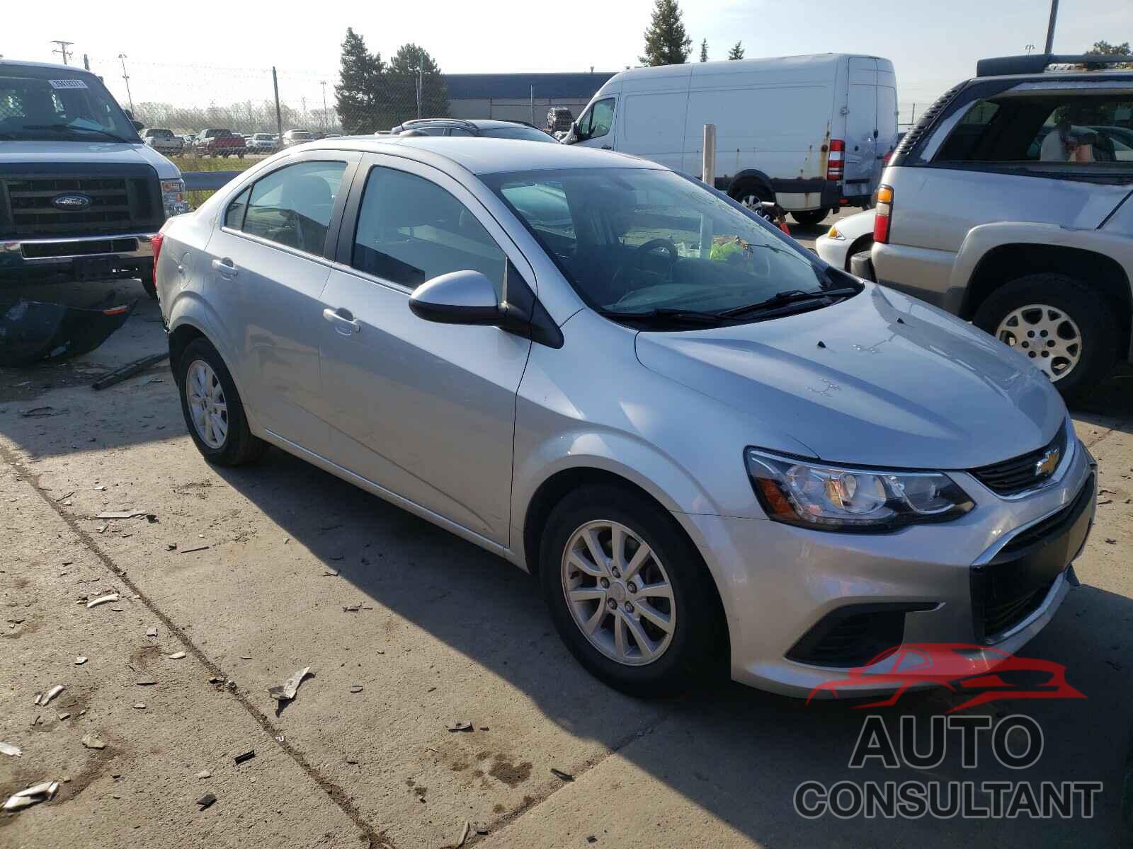 CHEVROLET SONIC 2017 - 1G1JD5SH5H4141703