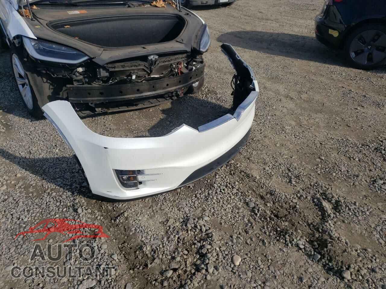 TESLA MODEL X 2018 - 5YJXCDE22JF115516