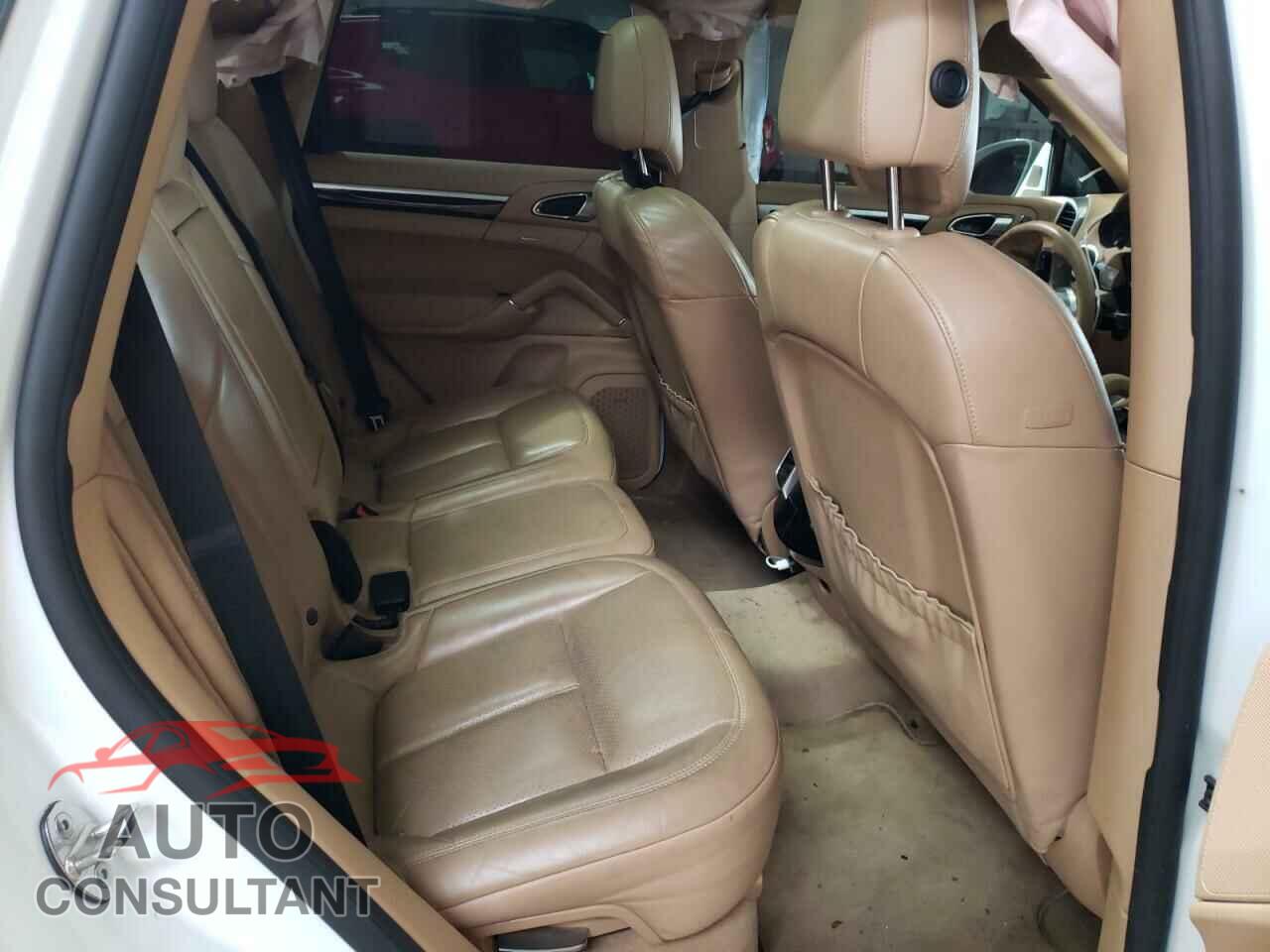 PORSCHE CAYENNE 2017 - WP1AA2A2XHKA81407