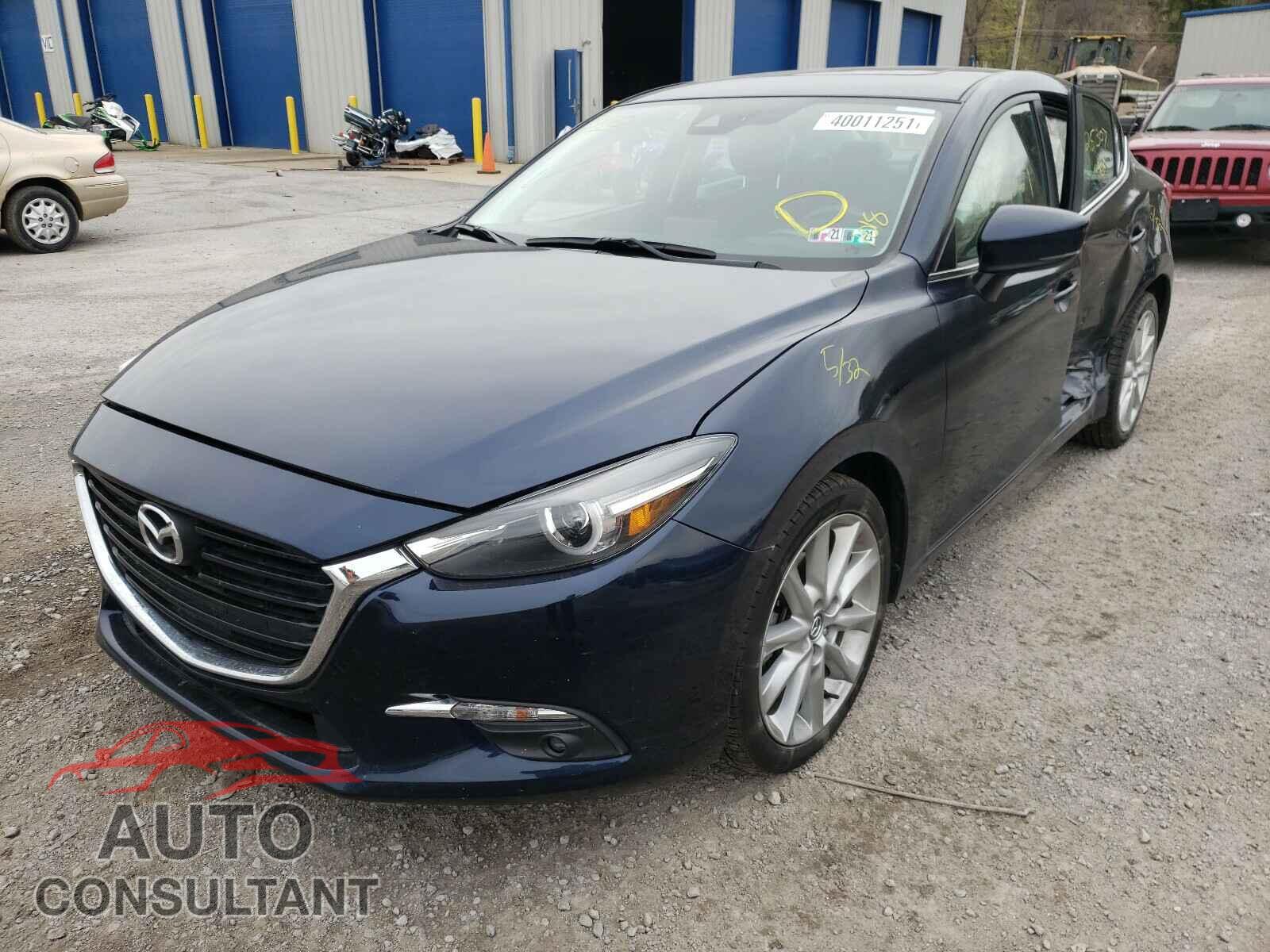 MAZDA 3 2017 - 3MZBN1W30HM151007