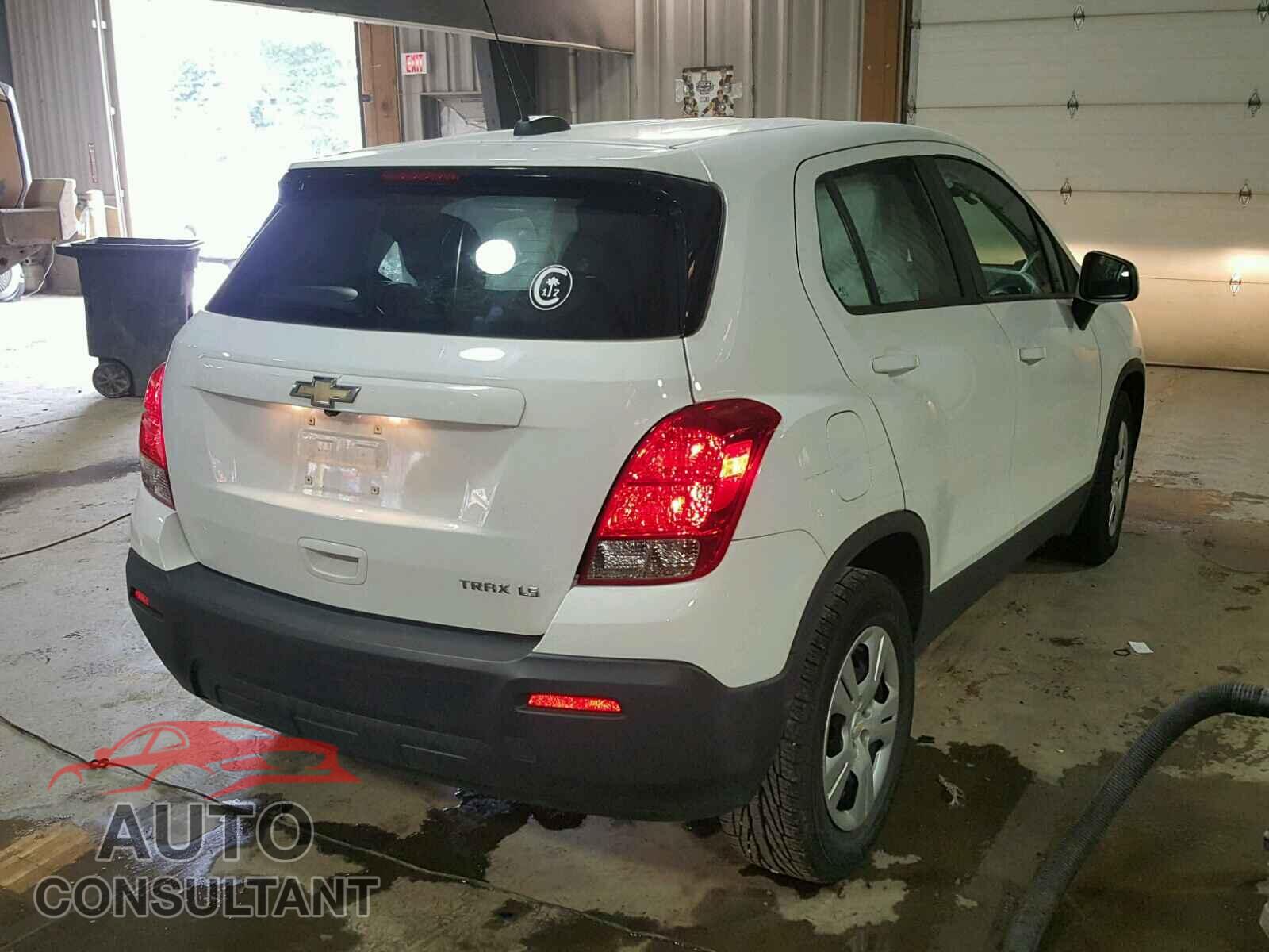 CHEVROLET TRAX LS 2015 - 3GNCJKSB6FL243139