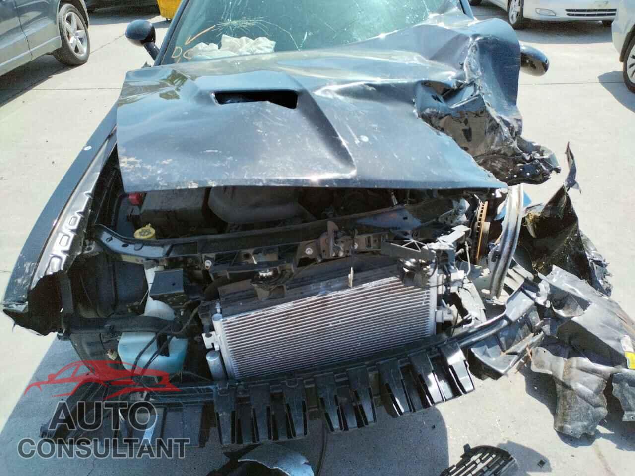 DODGE CHALLENGER 2018 - 2C3CDZAG5JH220074