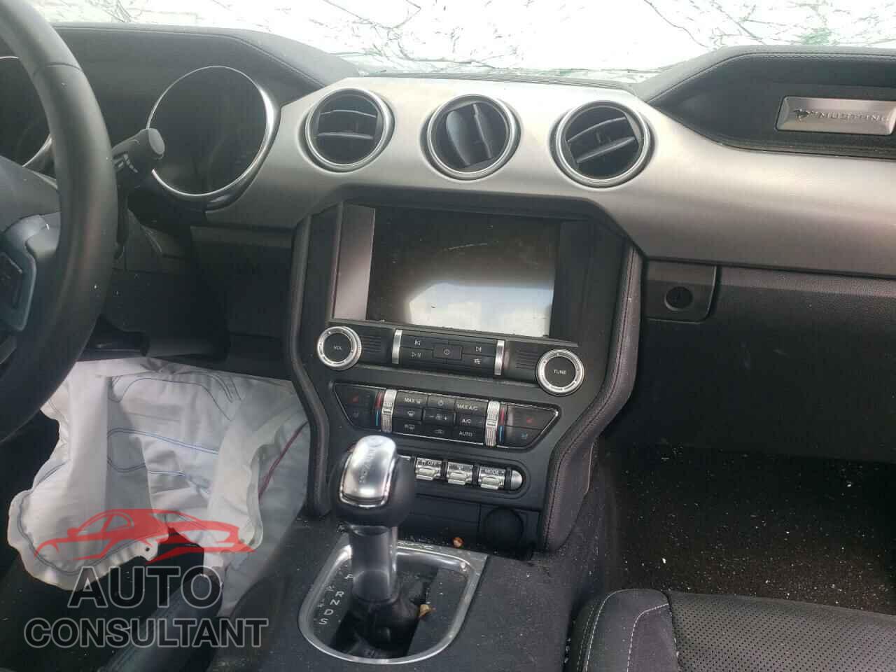 FORD MUSTANG 2021 - 1FA6P8CF7M5124429