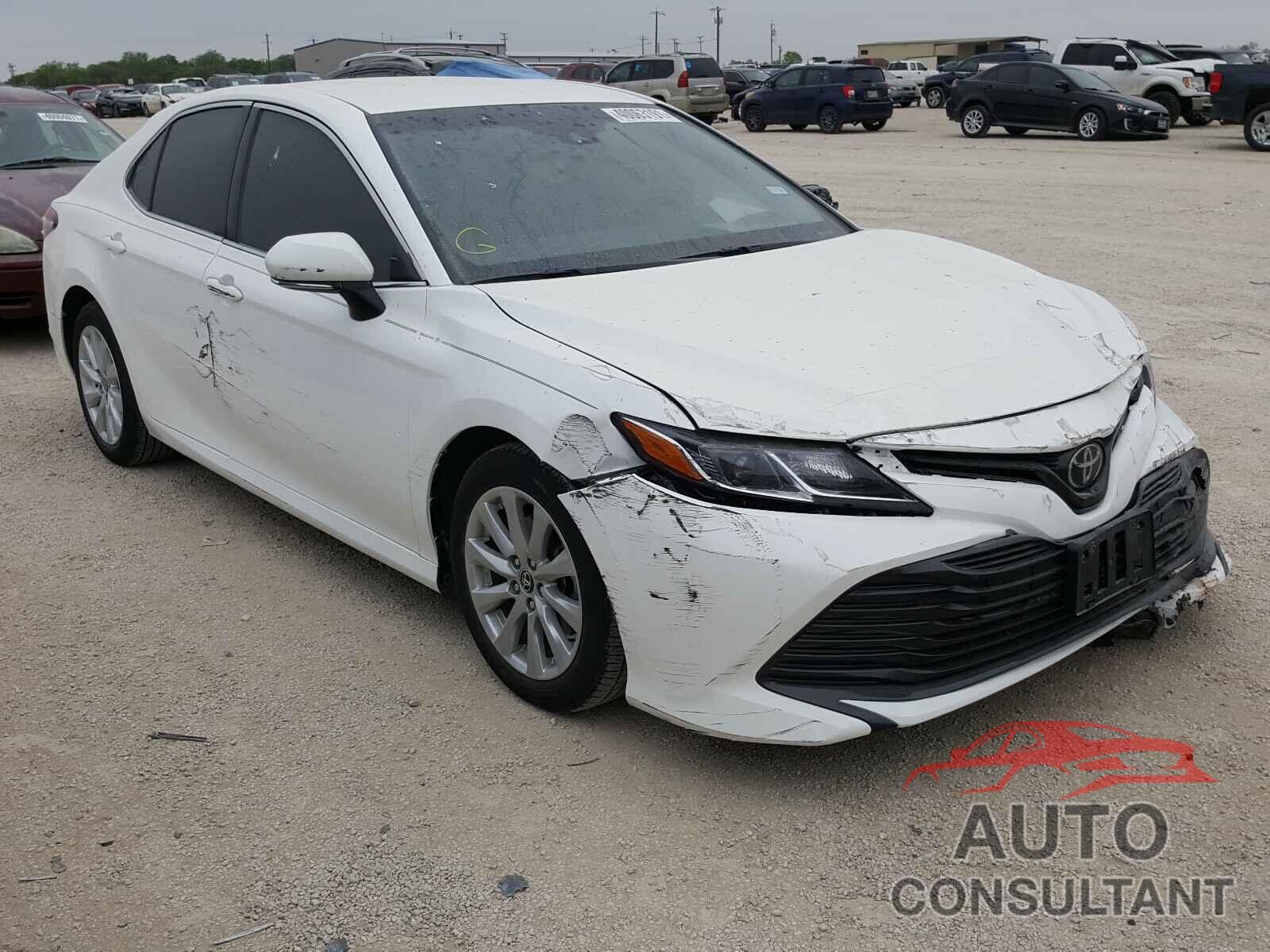 TOYOTA CAMRY 2018 - JTNB11HK0J3021881