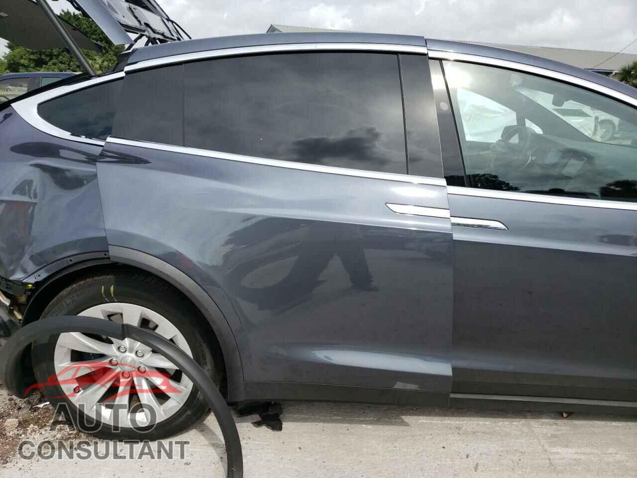 TESLA MODEL X 2020 - 5YJXCDE27LF248291