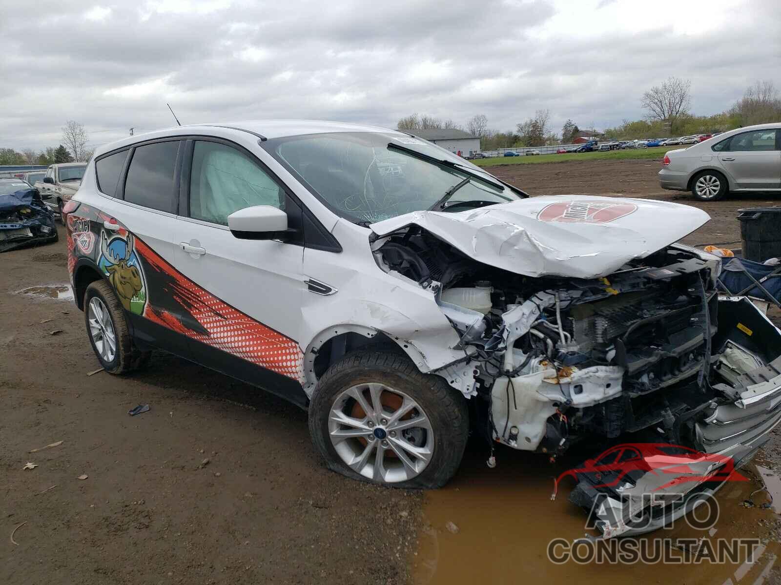 FORD ESCAPE 2019 - 1FMCU9GD3KUA95109