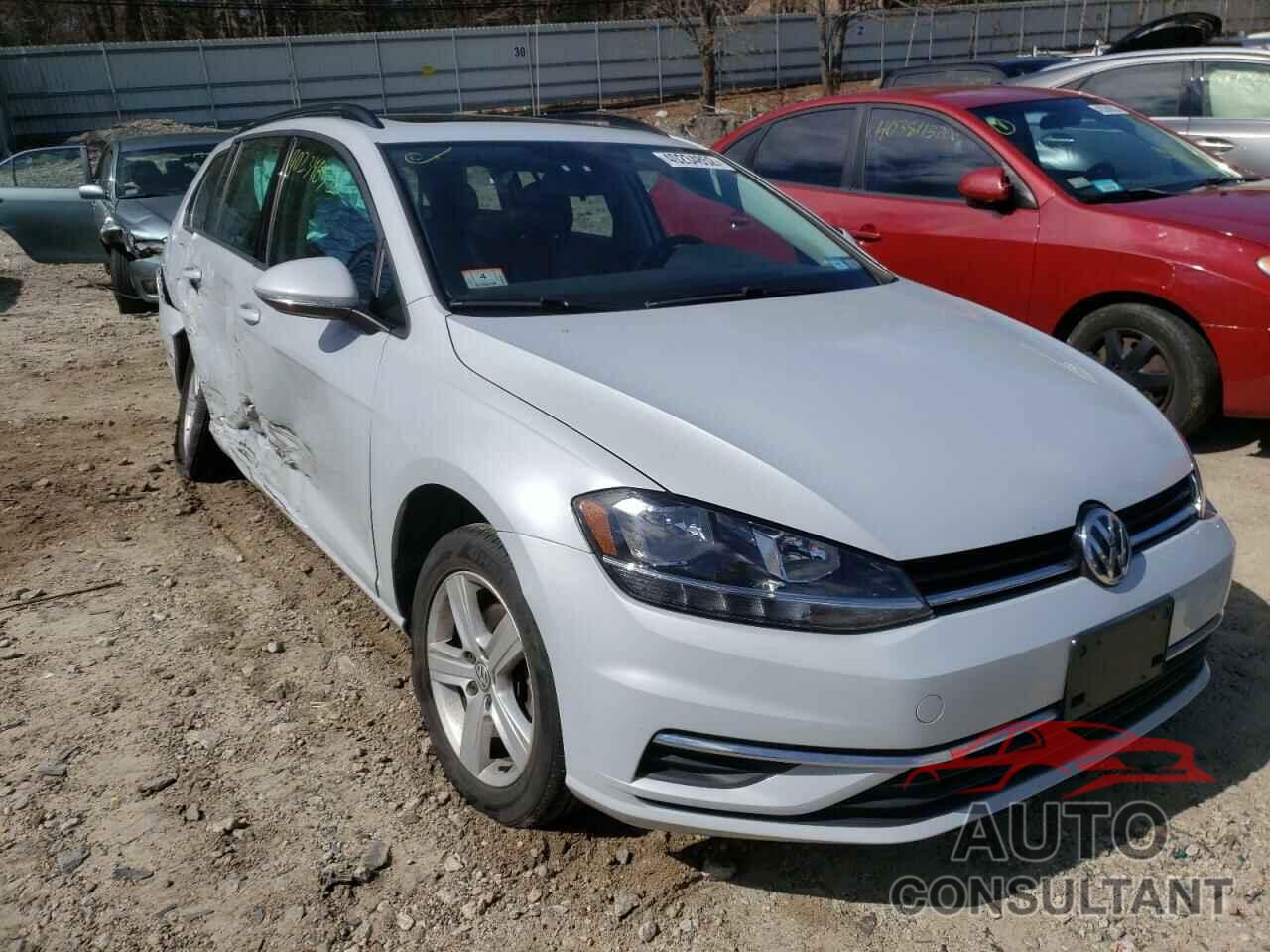 VOLKSWAGEN GOLF 2018 - 3VWD17AU7JM758261