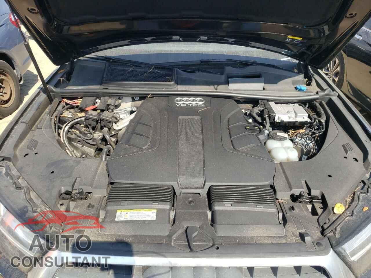 AUDI Q7 2018 - WA1VAAF78JD004525