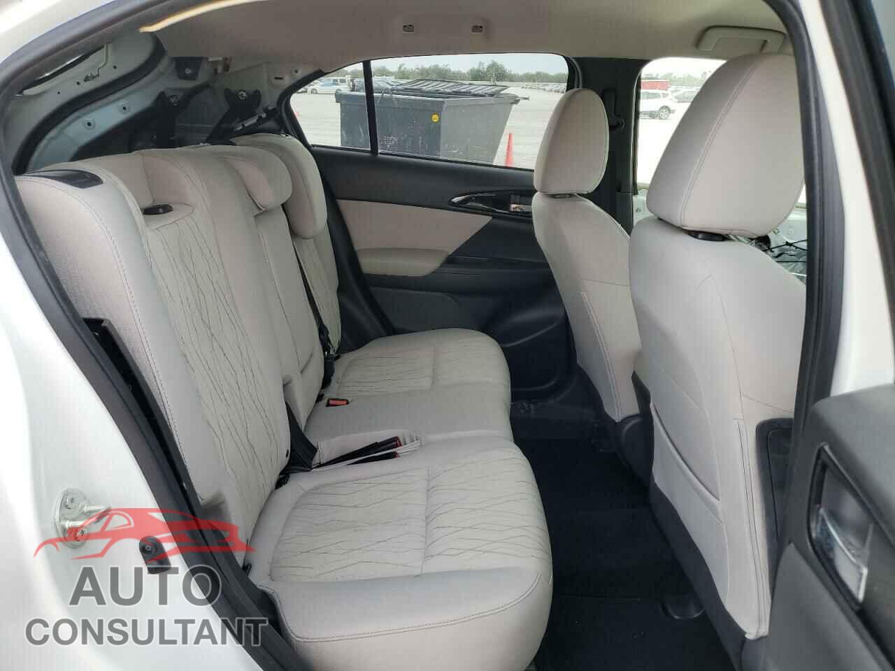 MITSUBISHI ECLIPSE 2018 - JA4AT5AA8JZ061166