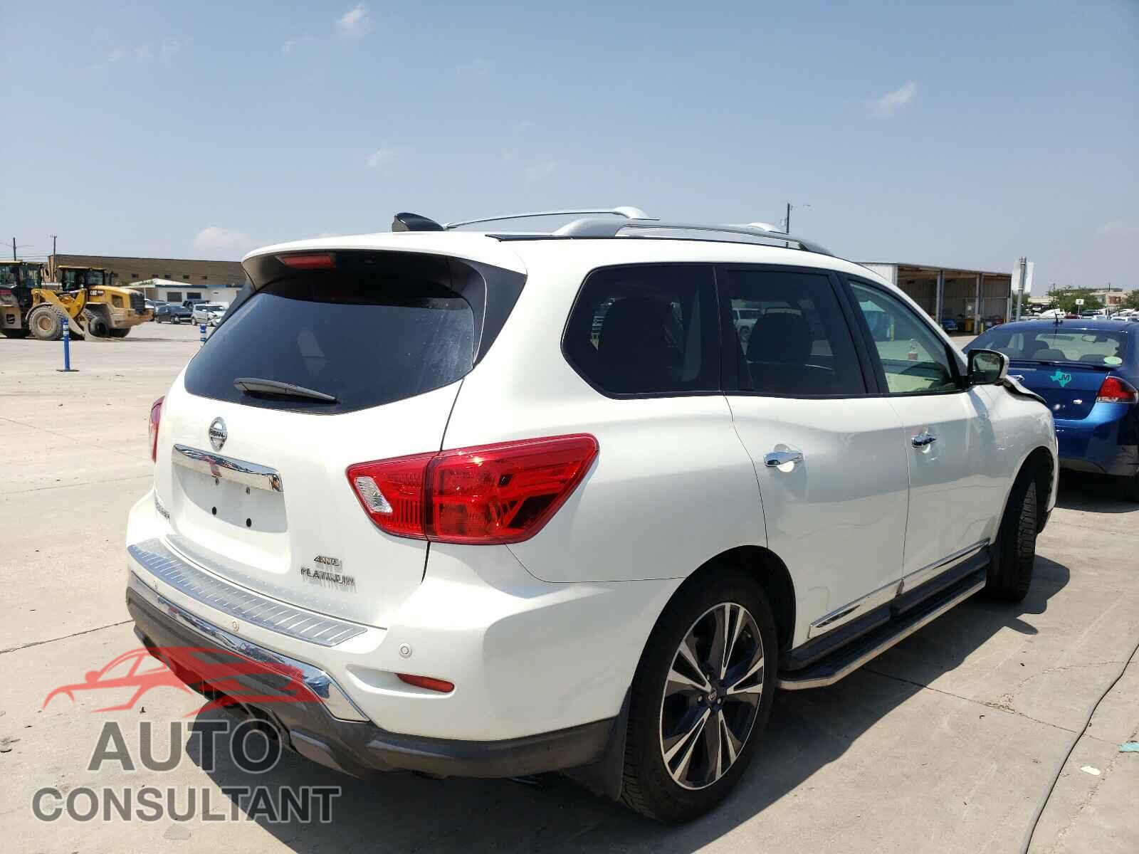NISSAN PATHFINDER 2017 - 5N1DR2MM8HC618897