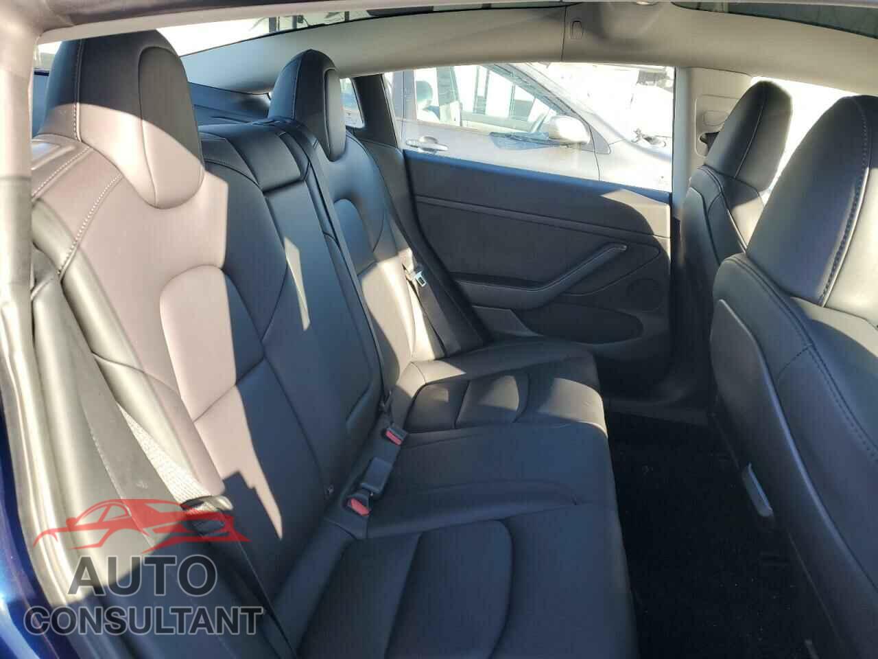TESLA MODEL 3 2023 - 5YJ3E1EA2PF512408