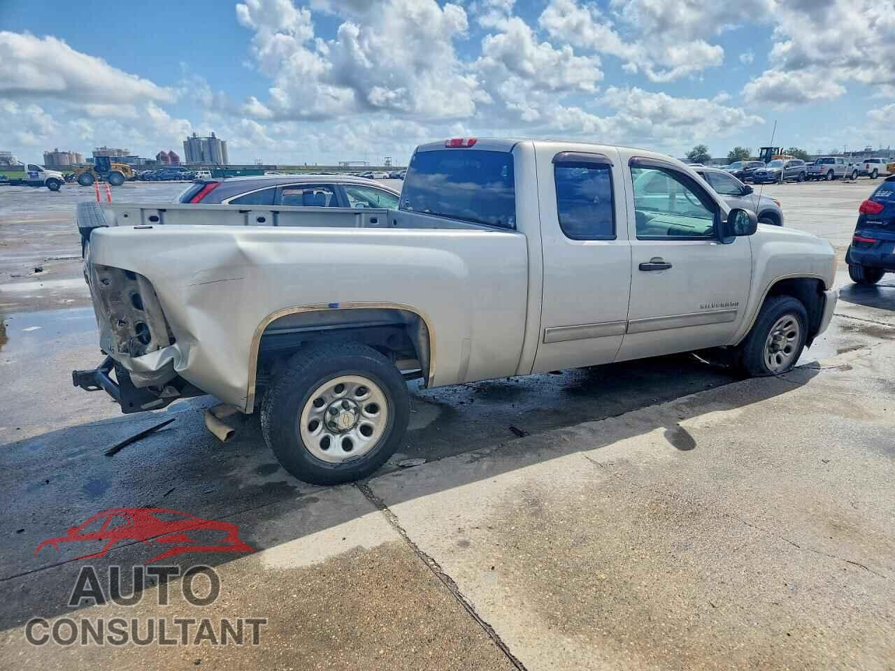CHEVROLET SILVERADO 2011 - 1GCRCREA0BZ400594