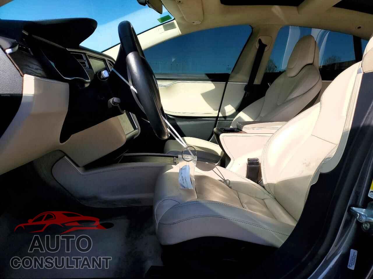 TESLA MODEL S 2017 - 5YJSA1E23HF229212