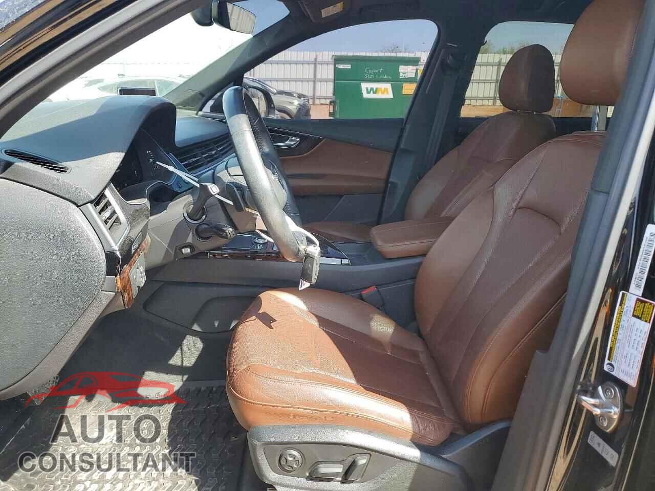 AUDI Q7 2019 - WA1LAAF78KD010026