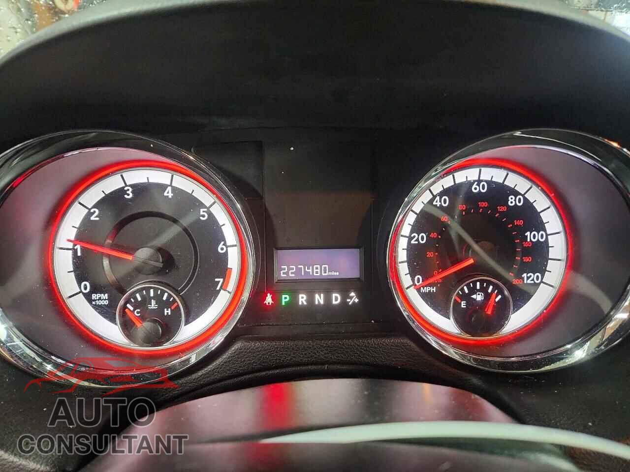DODGE CARAVAN 2016 - 2C4RDGCG4GR179351