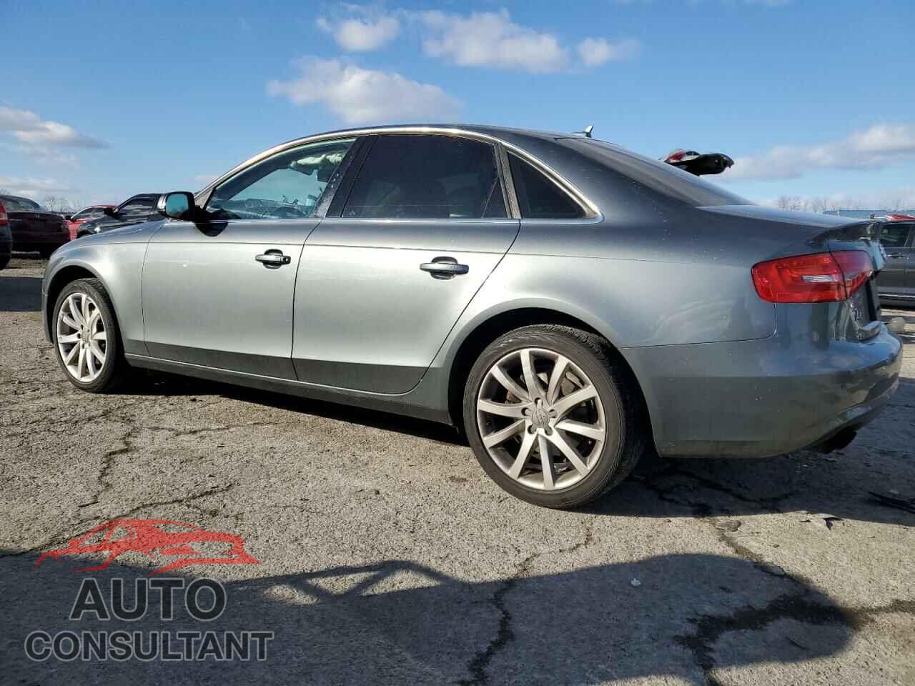AUDI A4 2013 - WAUFFAFL6DN049922