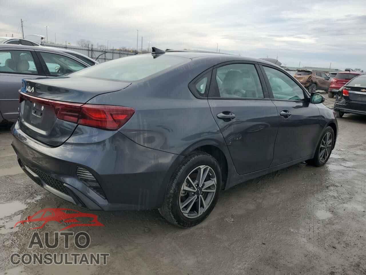 KIA FORTE 2023 - 3KPF24AD5PE573717