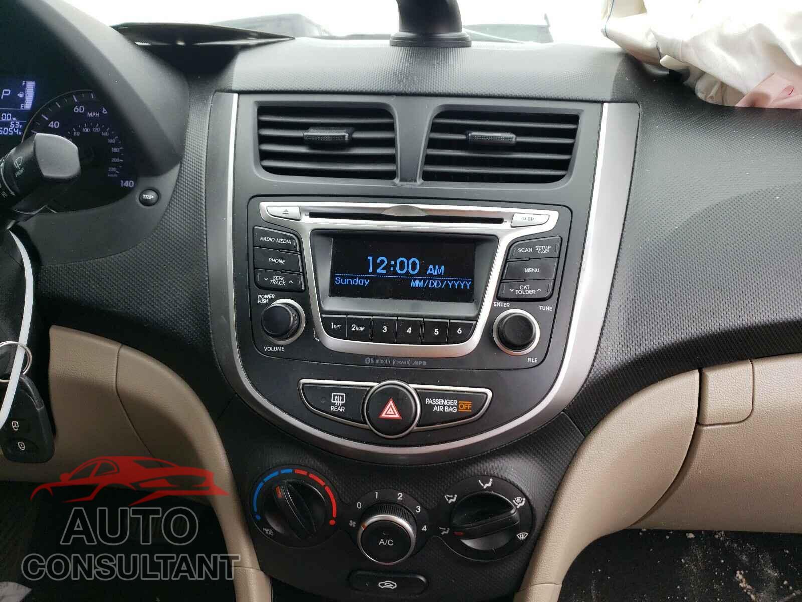 HYUNDAI ACCENT 2016 - KMHCT4AE2GU140846