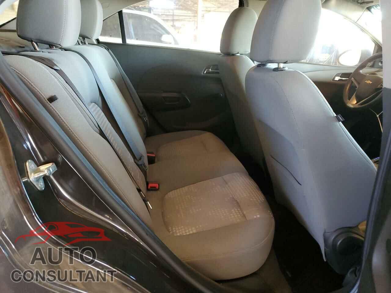 CHEVROLET SONIC 2013 - 1G1JA5SH2D4192367