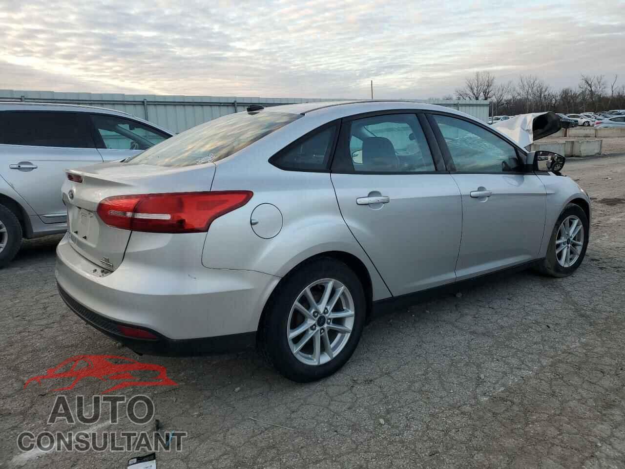 FORD FOCUS 2015 - 1FADP3F2XFL306322