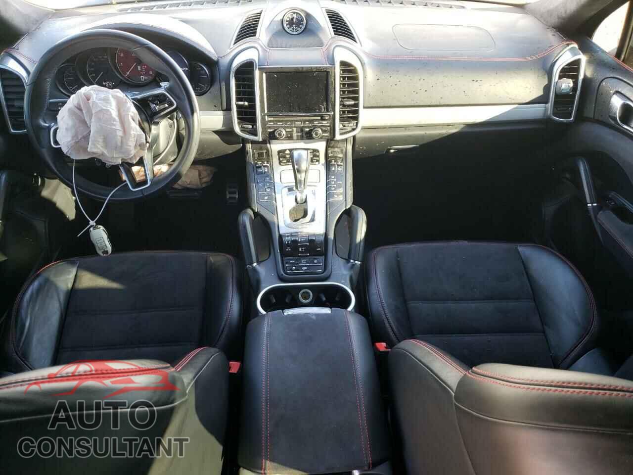 PORSCHE CAYENNE 2016 - WP1AD2A29GLA70933