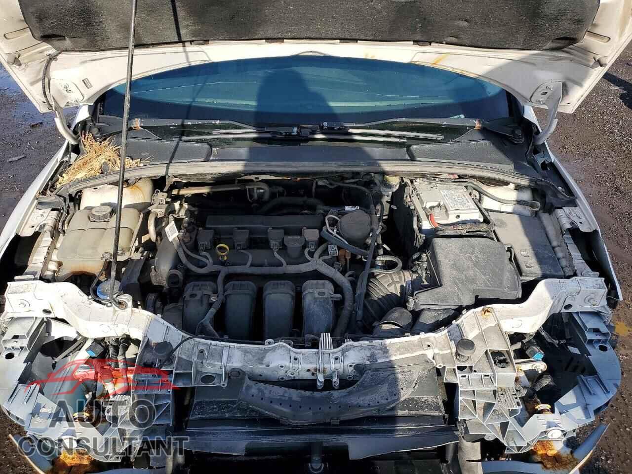 FORD FOCUS 2012 - 1FAHP3N28CL431771