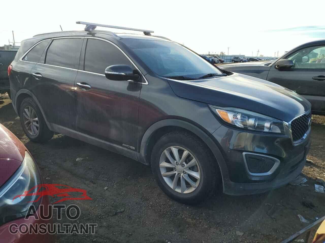KIA SORENTO 2017 - 5XYPGDA5XHG328835