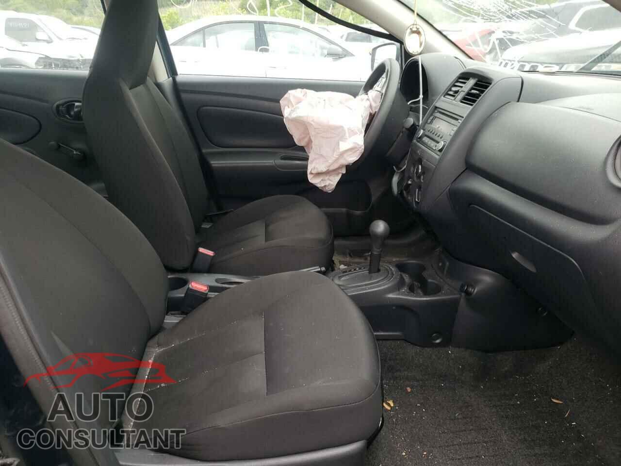 NISSAN VERSA 2017 - 3N1CN7AP8HL829774