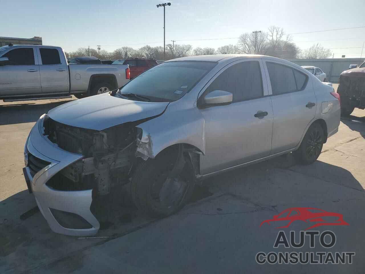 NISSAN VERSA 2018 - 3N1CN7AP3JL853213