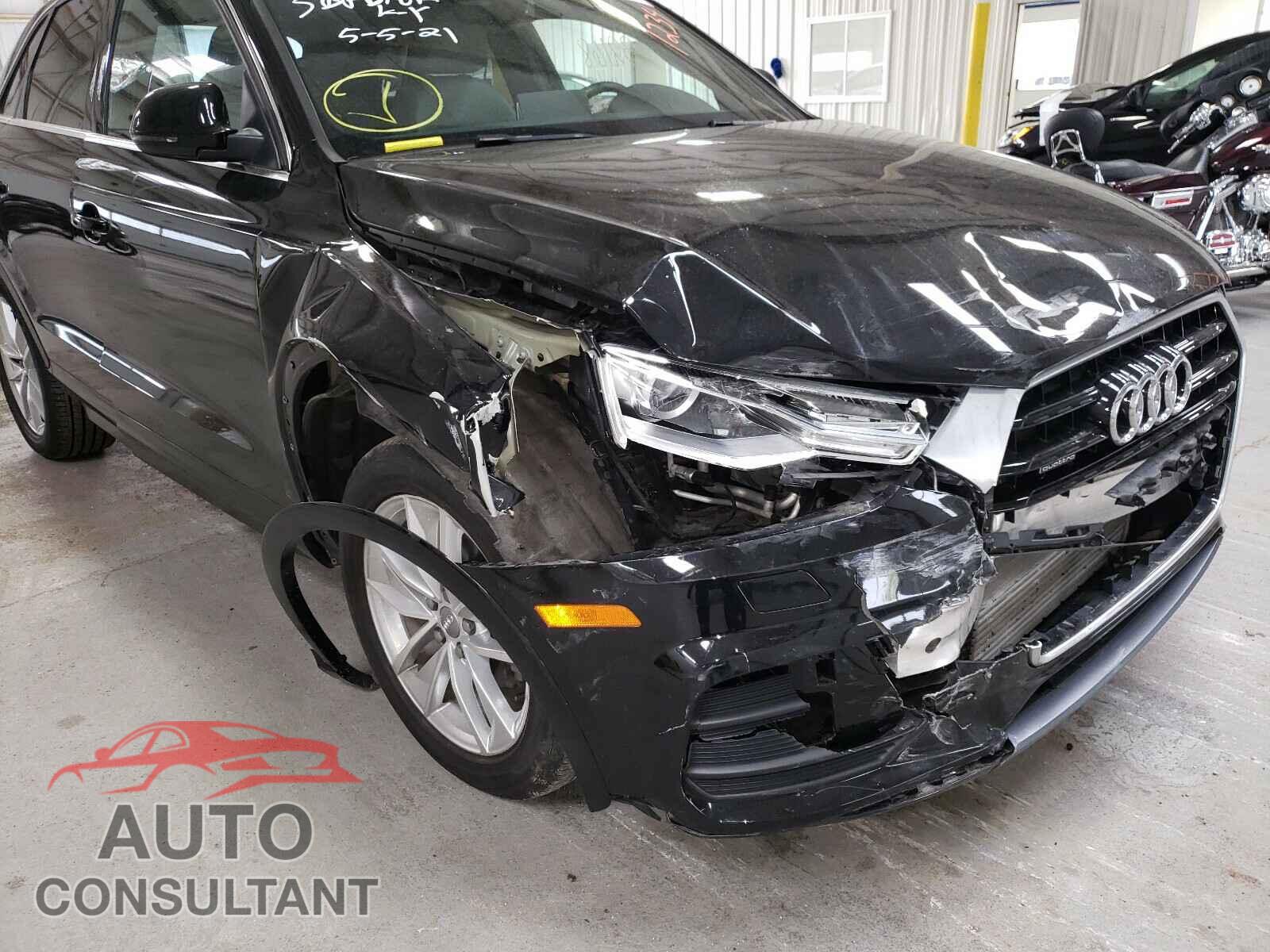 AUDI Q3 2017 - WA1JCCFS2HR011234
