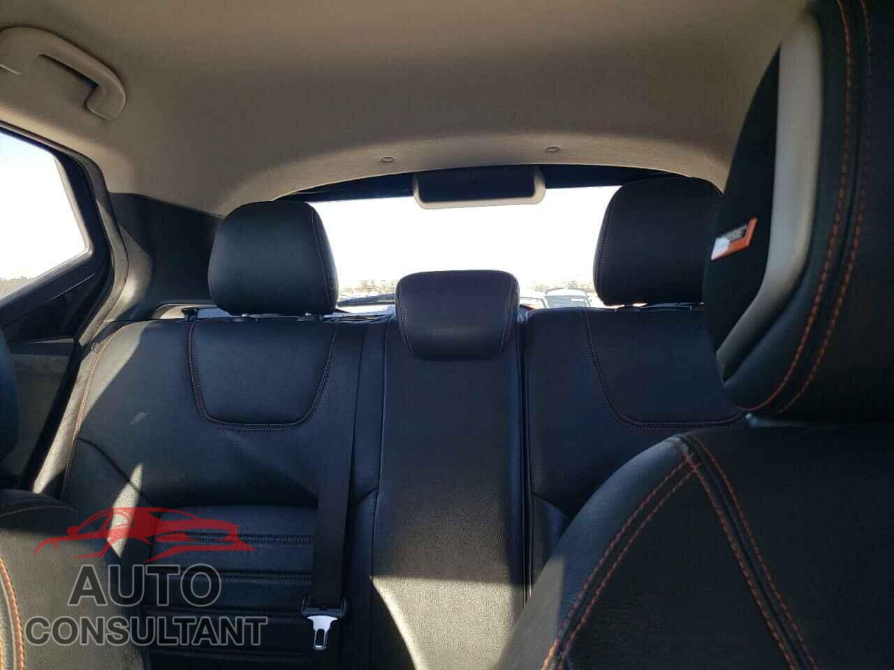 NISSAN KICKS 2019 - 3N1CP5CU3KL563119