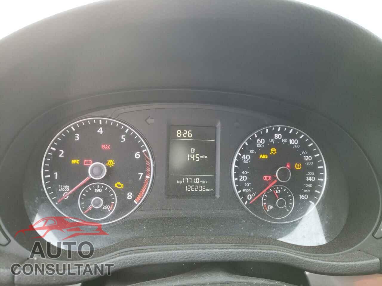 VOLKSWAGEN PASSAT 2015 - 1VWAT7A36FC078381