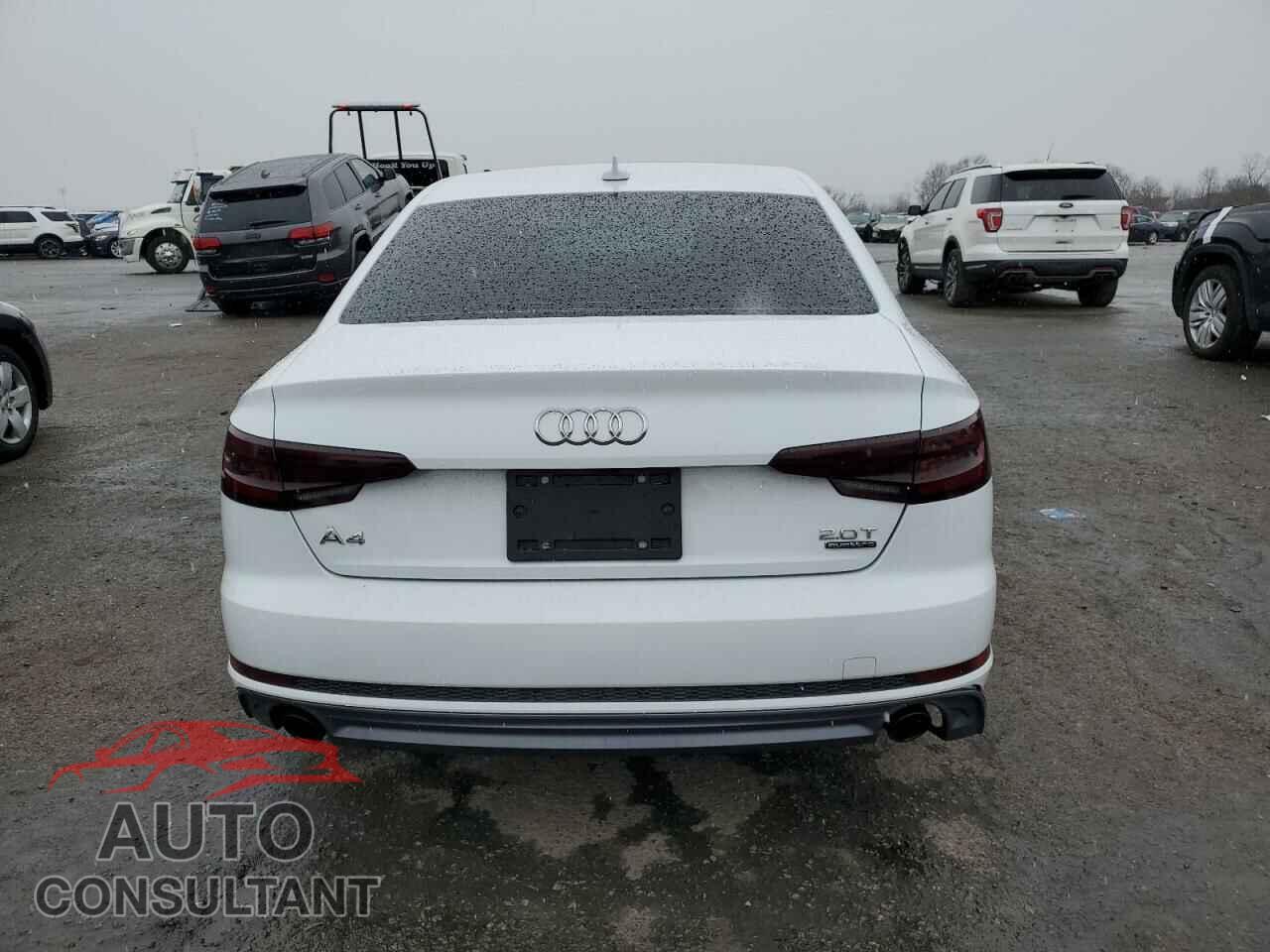 AUDI A4 2018 - WAUDNAF45JN013962