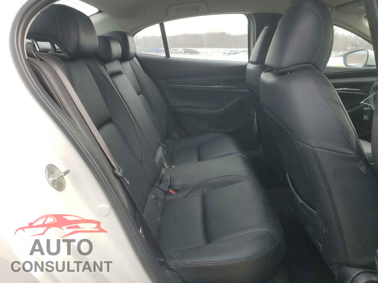 MAZDA 3 2021 - JM1BPABLXM1313672