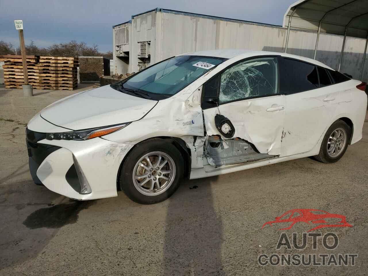 TOYOTA PRIUS 2020 - JTDKARFP7L3154514