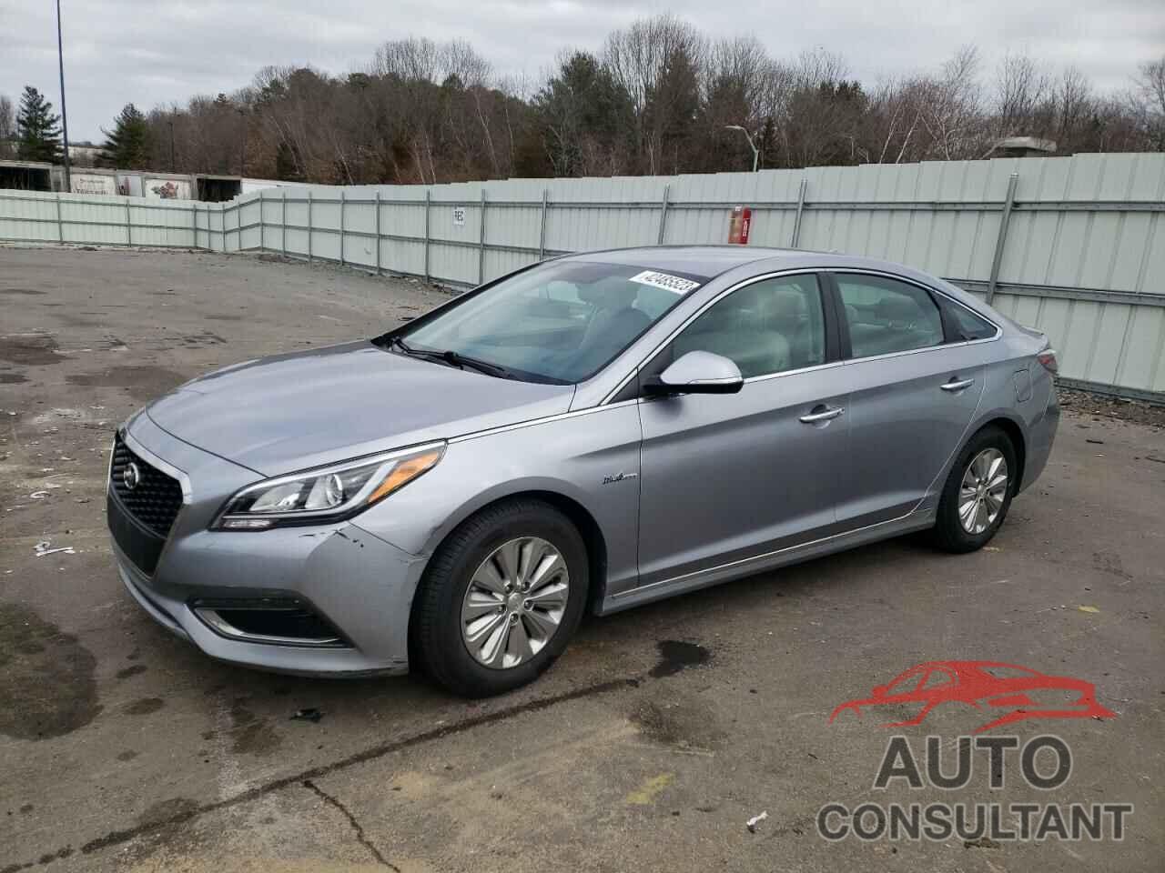 HYUNDAI SONATA 2016 - KMHE24L11GA040745