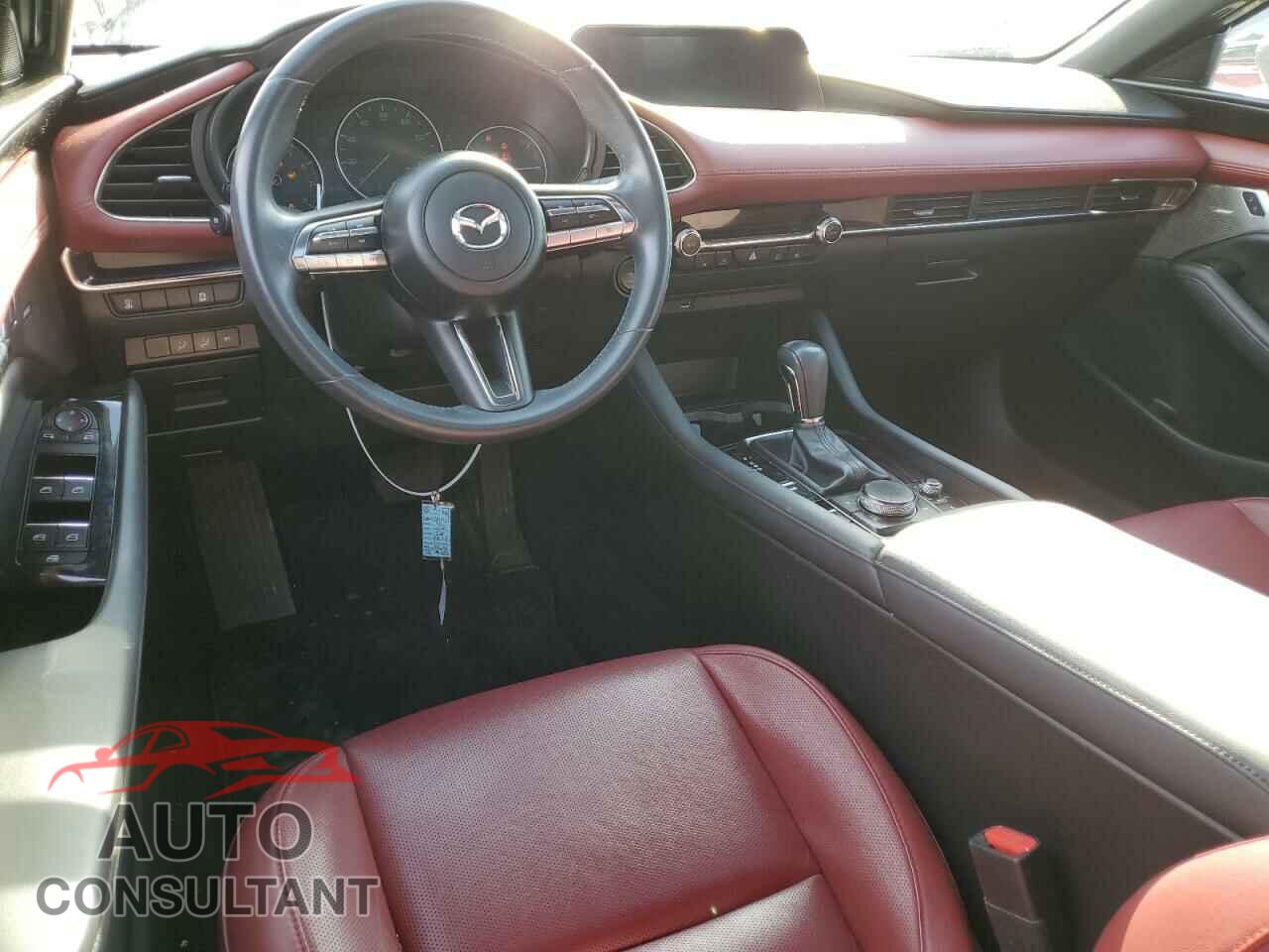 MAZDA 3 2021 - JM1BPBML5M1312769