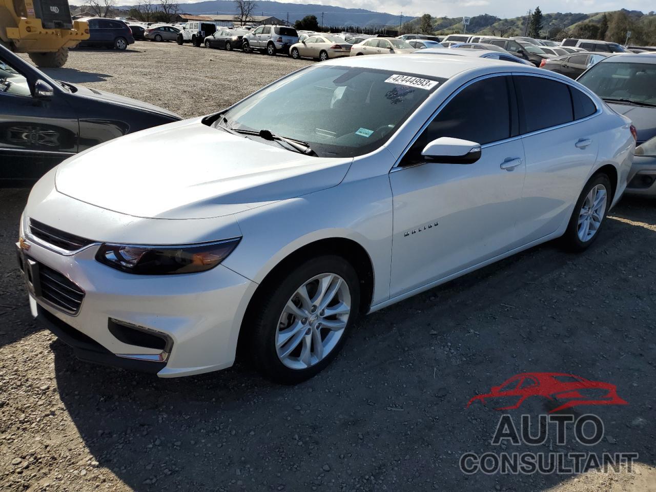 CHEVROLET MALIBU 2017 - 1G1ZE5ST5HF210155
