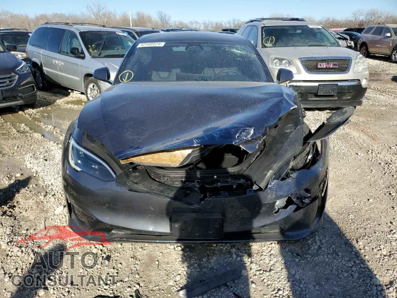 TESLA MODEL S 2023 - 5YJSA1E63PF513084