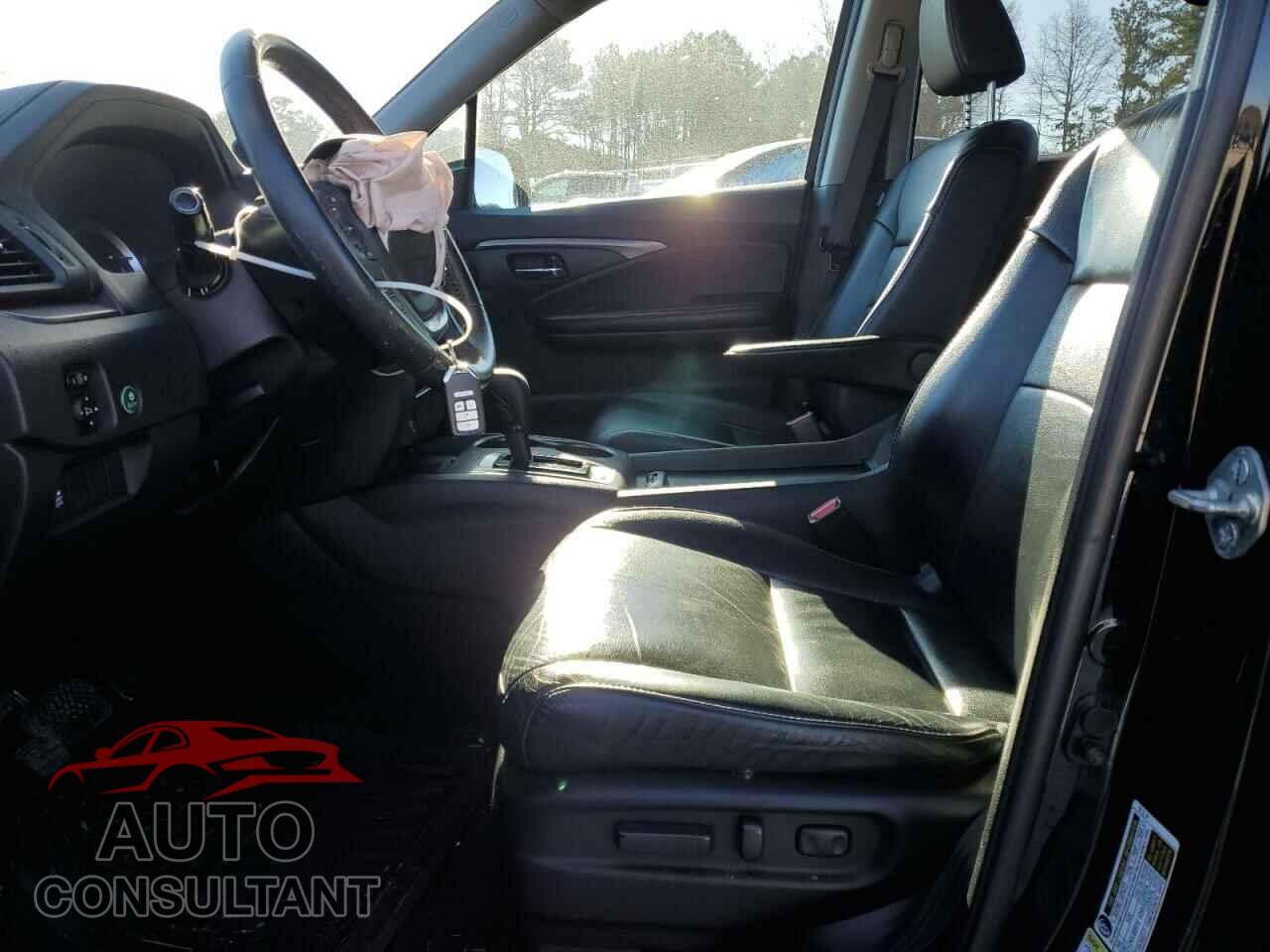 HONDA PILOT 2016 - 5FNYF6H57GB101083