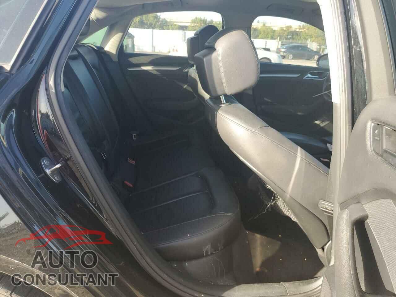 AUDI A3 2016 - WAUA7GFF4G1054956