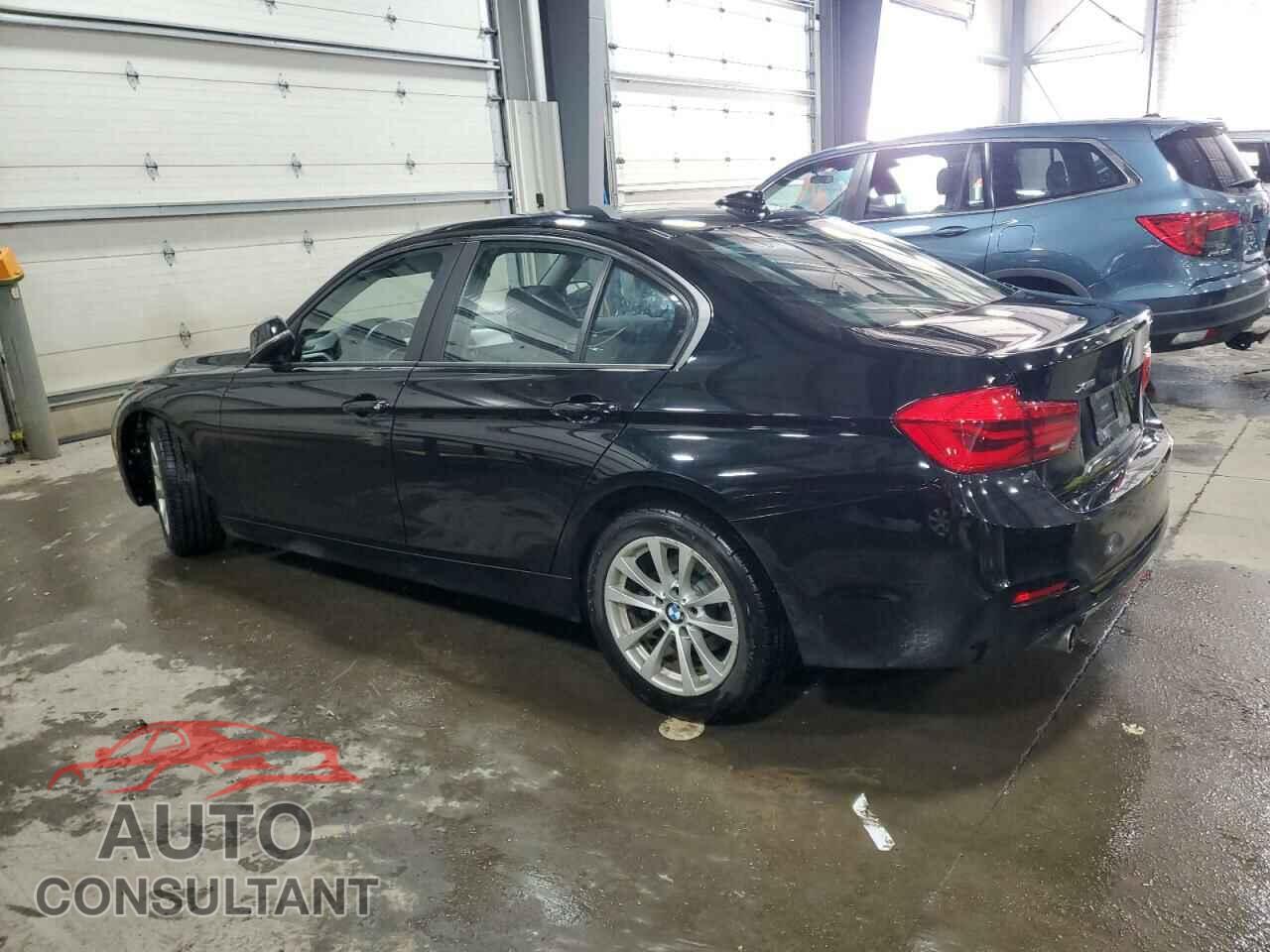 BMW 3 SERIES 2018 - WBA8A3C59JA357713