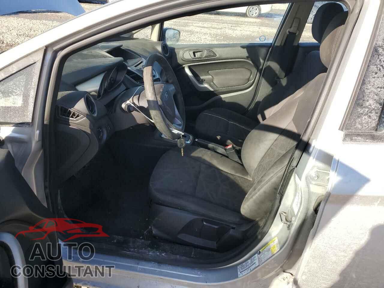 FORD FIESTA 2013 - 3FADP4EJ9DM110107
