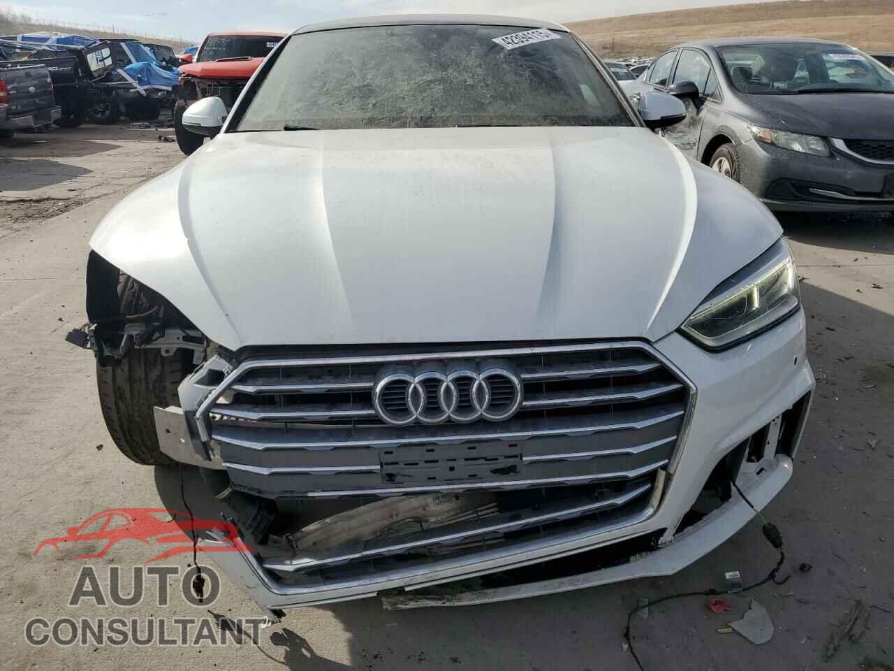 AUDI A5 2018 - WAUENCF51JA007947